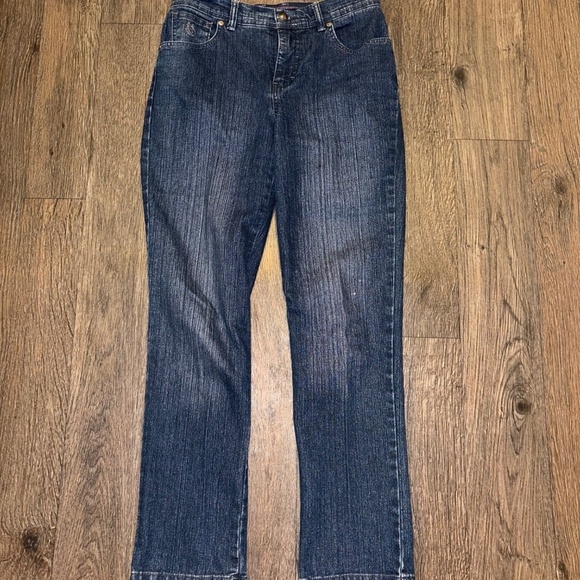 Gloria Vanderbilt size 6 petite jeans so cute! - Picture 2 of 9